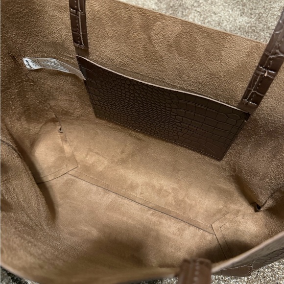 Old Navy Brown Croc-Embossed Bag Vegan Leather Tote - Picture 3 of 8